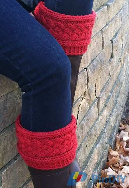 cabled_boot_cuffs_medium2.jpg
