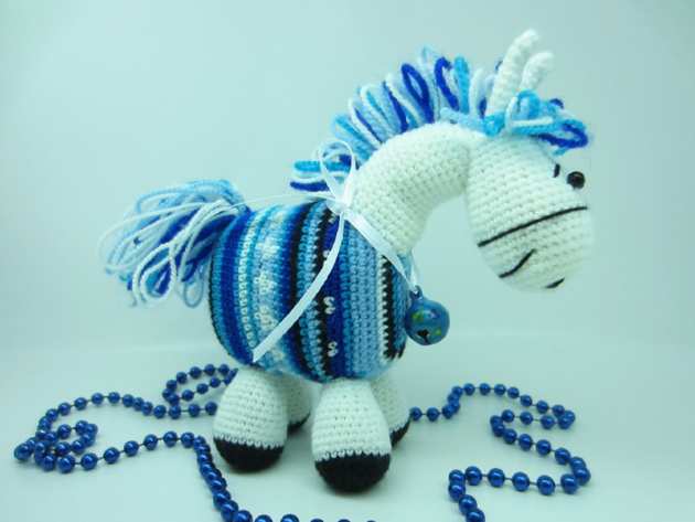 Jacquard Horse 