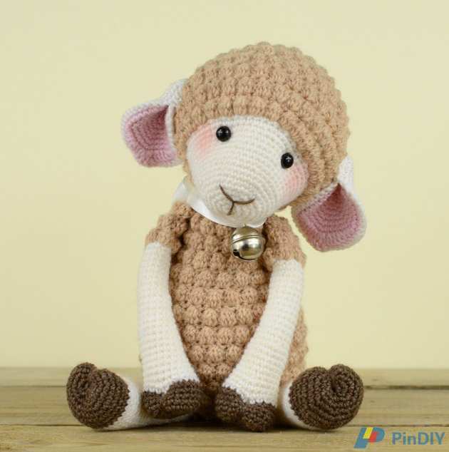 Sheep_Mollie.jpg