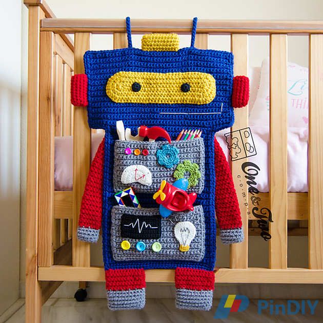 robot_organizer_crochet_pattern_01_medium2.jpg