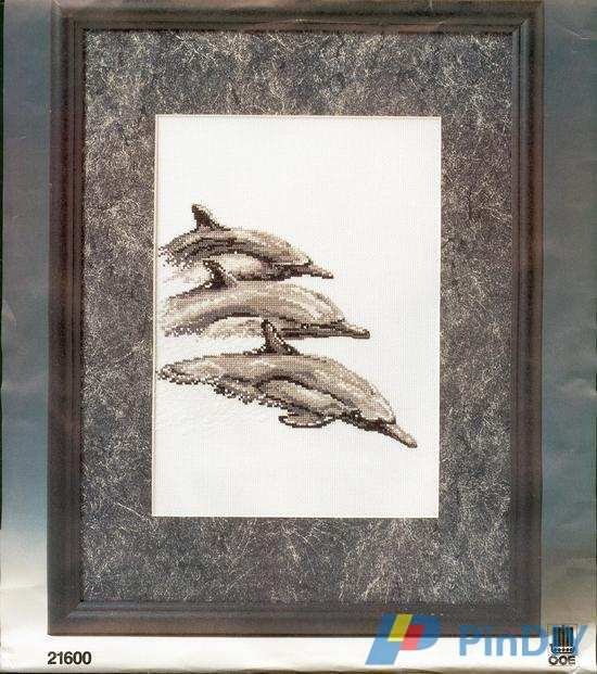 OOE 21 600-Dauphins.jpg