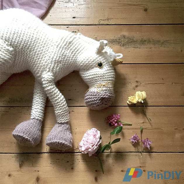 Unicorn_Knit_2.jpg