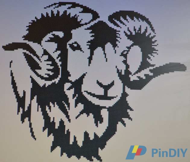 Tani211-Sheep-Monochrome.JPG