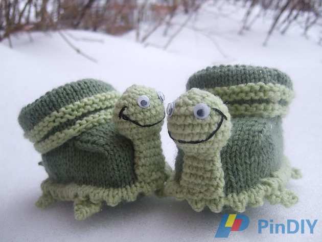Baby Booties Turtles by Oksana Mik.jpg