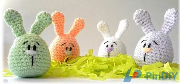 easter bunnies yum yarn.jpg