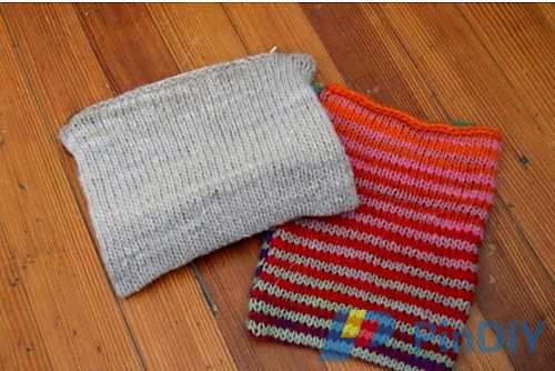 both_pouches_medium.jpg