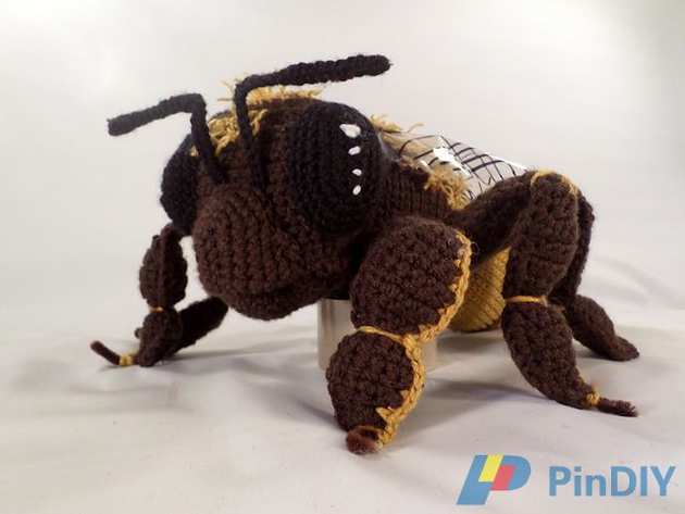 Jenna Wingate Designs - Jenna Wingate - Honey Bee - A Buggable 2