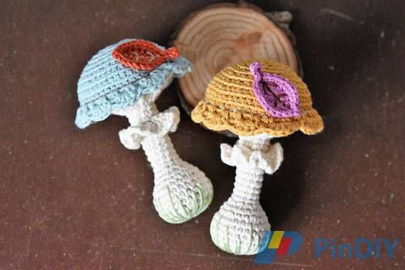Mushroom rattle - Lilleliis - Mari-Liis Lille.jpg