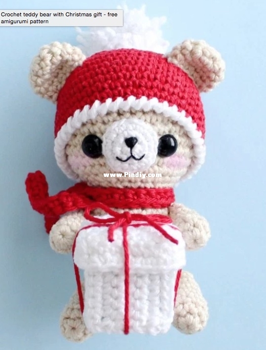 Teddy bear with gift.jpg