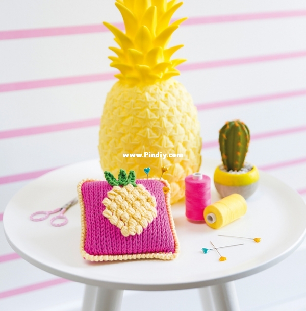 Pineapple_Pincushion_medium2.jpg
