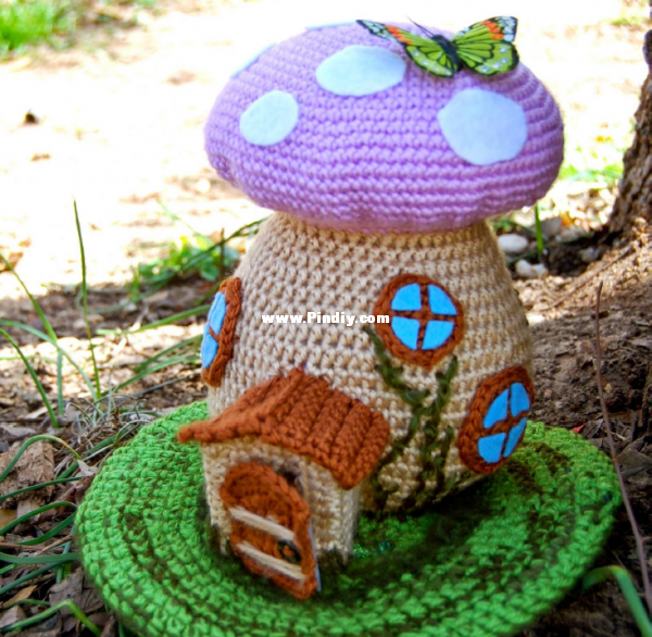 Spring Fairy House  Allison Hoffman - Spanish
