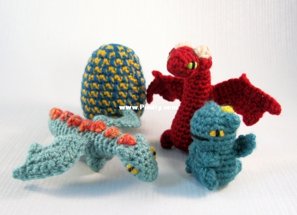 LUCY RAVENSCAR - Mini Pets in Eggs - Dragon Hatchling Amigurumi Patterns.jpg
