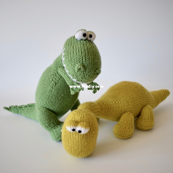 trex_and_bronty_DSC_0006__2__medium2.jpg