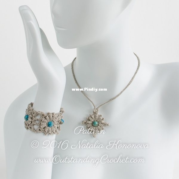 Windrose Crochet Bracelet and Necklace Set.JPG