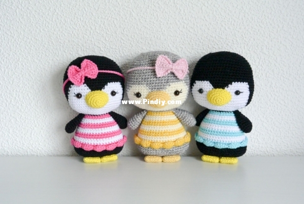 amigurumi-206Crochet-Penguins-Pippa-and-Otto-by-Rnata2.jpeg