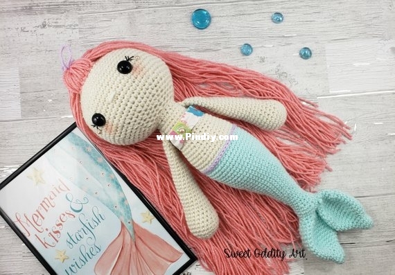 Sweet Oddity Art - Carolyne Brodie - Melody The Mermaid