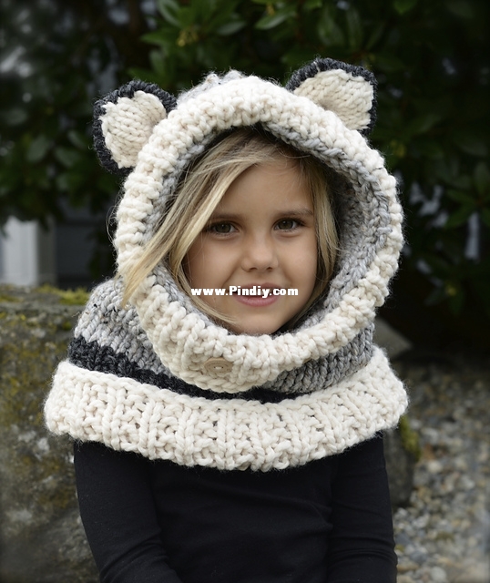 Wren Wolf Cowl.jpg