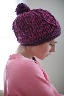 Drawn-pink_hat-01_small2.jpg