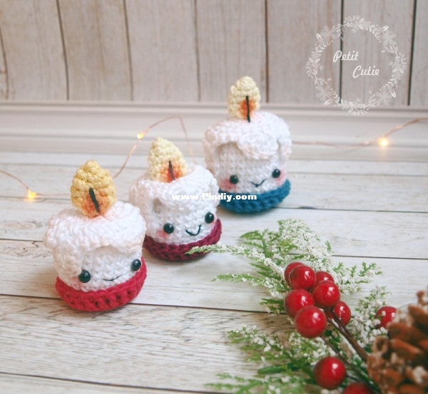 Petit Cutie christmas candle.jpg