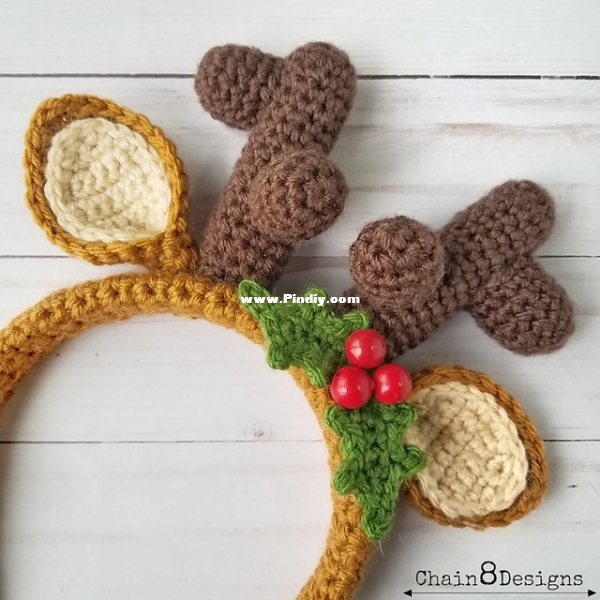 Festive_Reindeer_Headband_by_Chain_8_Designs__10__medium2.jpg