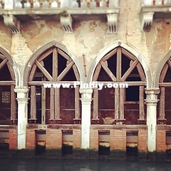 arches_small.jpg