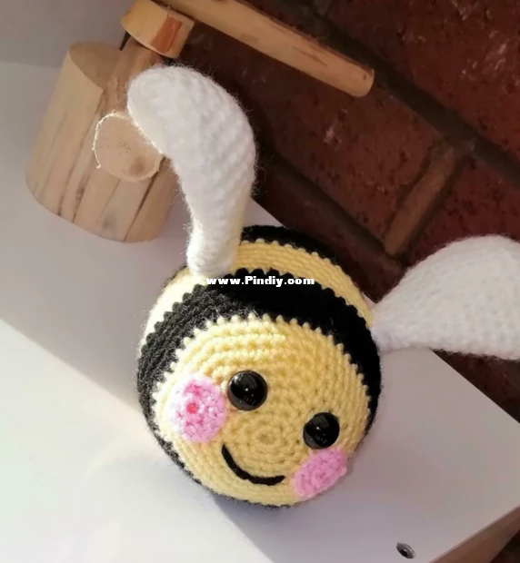 Christine Gibson-Mr Bumble Bee.png