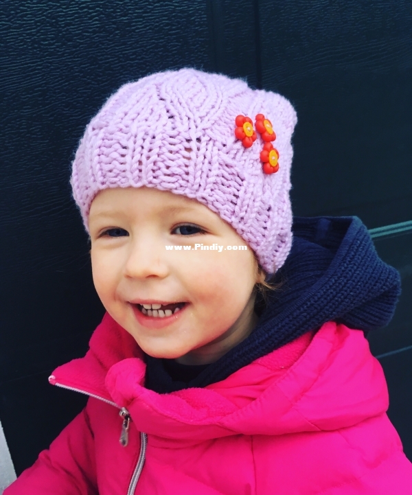 Merino hat for little princess