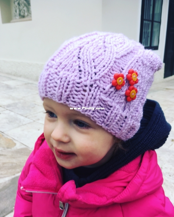 Merino hat for little princess