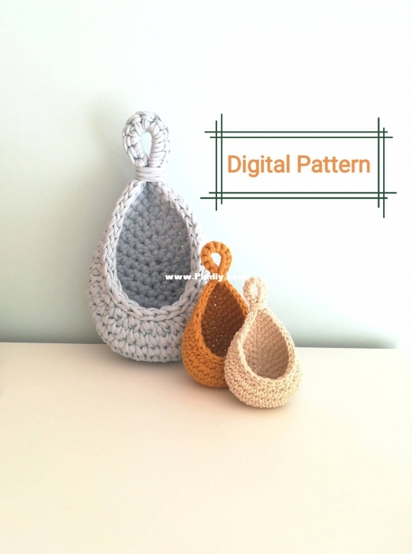 Air Plant Crochet Cozy - Hanging basket - Crochet Affair PT - Sonia Machado.jpg