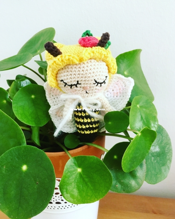 Little honey bee