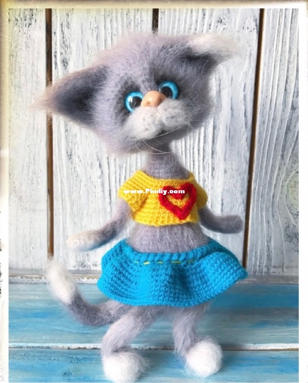 Vazaniy Cat - Ksenia - Kisa.jpg