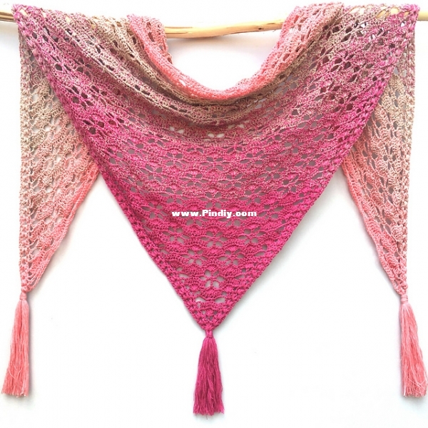 Sakura Shawl - Atty van Norel.JPG