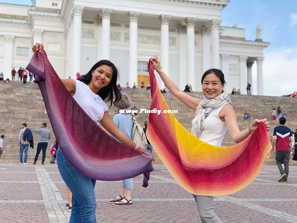The Crescent Shawl2.jpeg