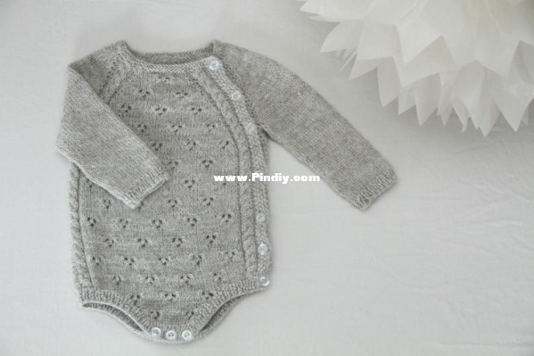 Tiriltunge Newborn onesie 