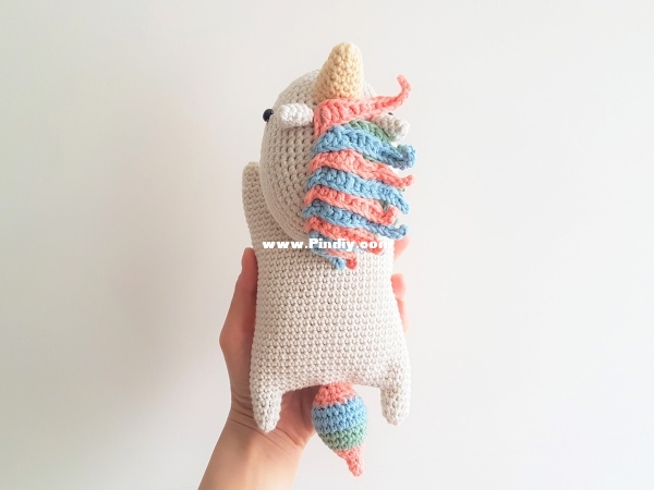Unicorn Crochet Wrist Rest Cushion - OneZeroCrochet_2.jpg