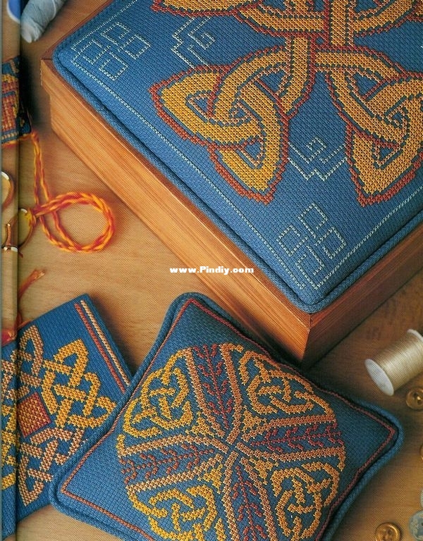 Celtic Art book 41.jpg