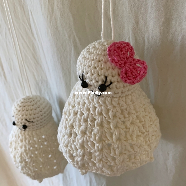 Halloween ghosts  - Holly and Casper - Anna Virkpanna - Anna Nilsson_2.JPG