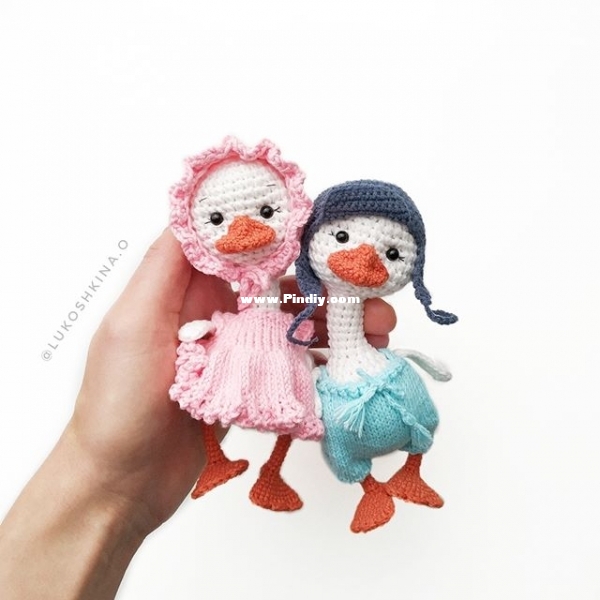 - Crochet Toys Basket - Olga Lukoshkina - Hat for boy and Hat for girl - English.jpg