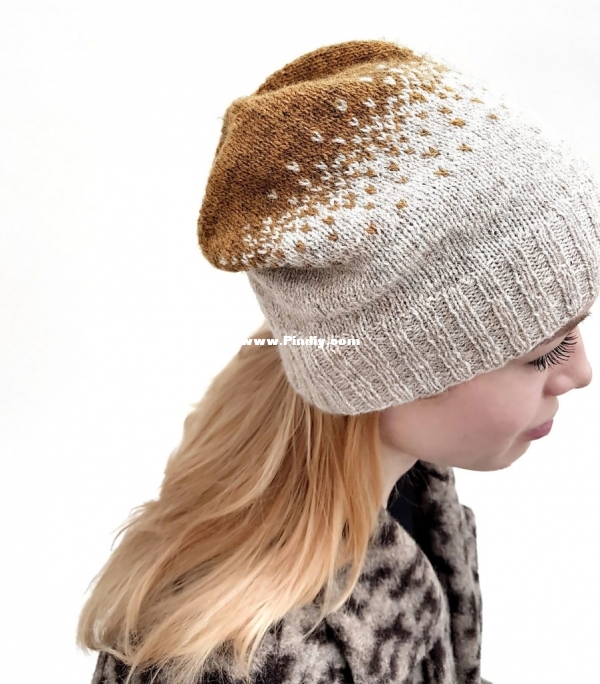 Snowflake_hat_4.jpg