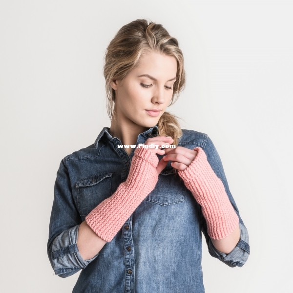 Ravelry_AlexandriaMitts.jpg