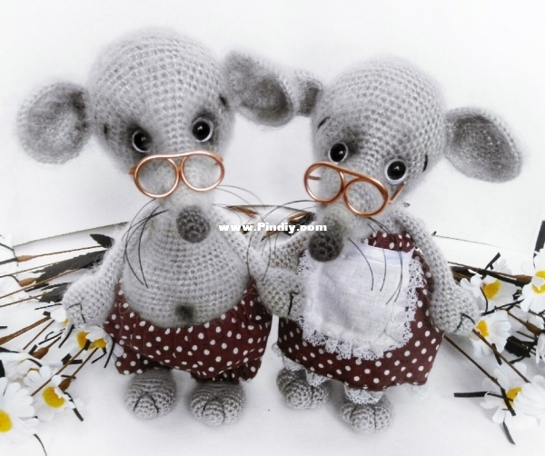 - Anastasia Mostacheva - VjazaNochka - Mouse Ruti - Russian - Free.jpg