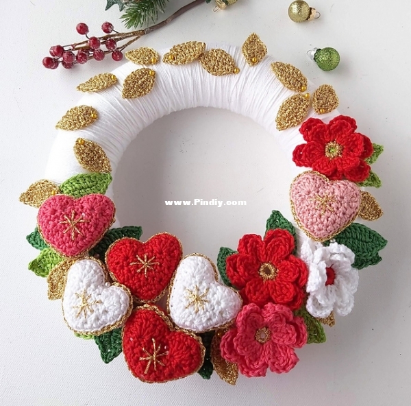 Christmas Wreath - Carmen Heffernan.jpg