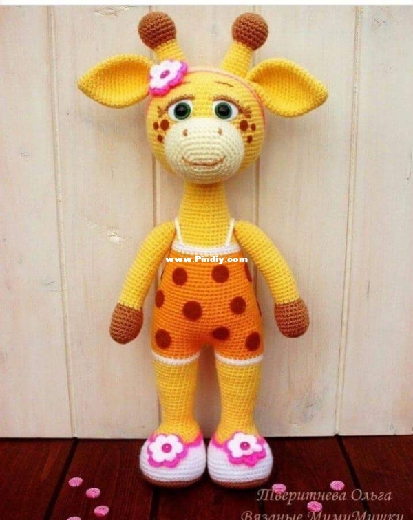 Olga Tveritneva -  Girafa Maroussia -  Portugues