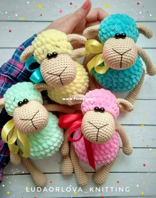 Ludaorlova knitting - Lyudmila Orlova, Maria Kostjuchenko - Plush Sheep - Transl.jpg