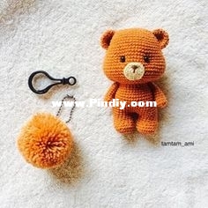 Teddy bear amigurumi crochet key chain by TAMTAM_AMI