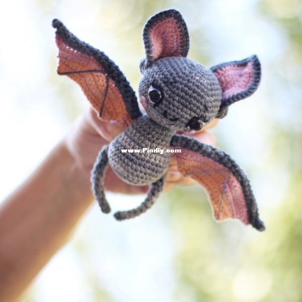 angelina Taranina-Bat Batty2.jpg