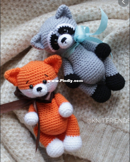 Little fox and raccoon.png