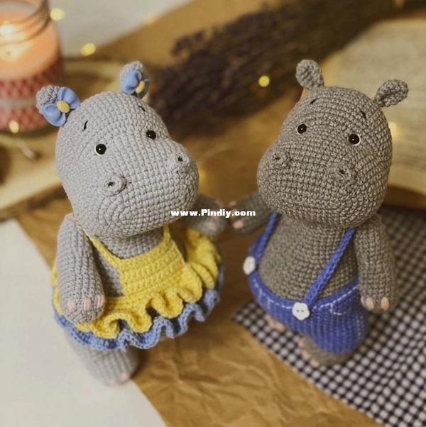 Funny hook - Hippo Austin and his girlfriend Lina - Russian.jpg