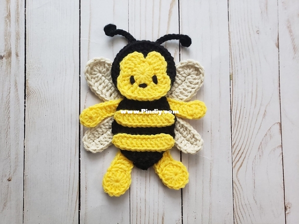 Bumbly the Bee - Michelle Carlisle.jpeg