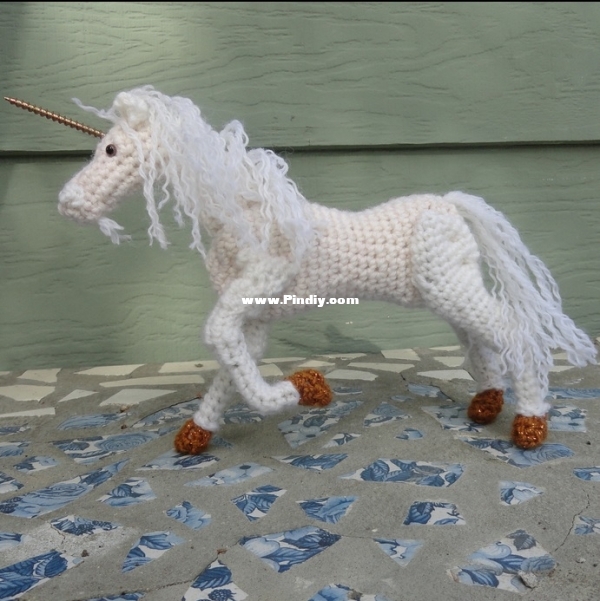 Rakagan Ouroboros the Unicorn 1.jpg